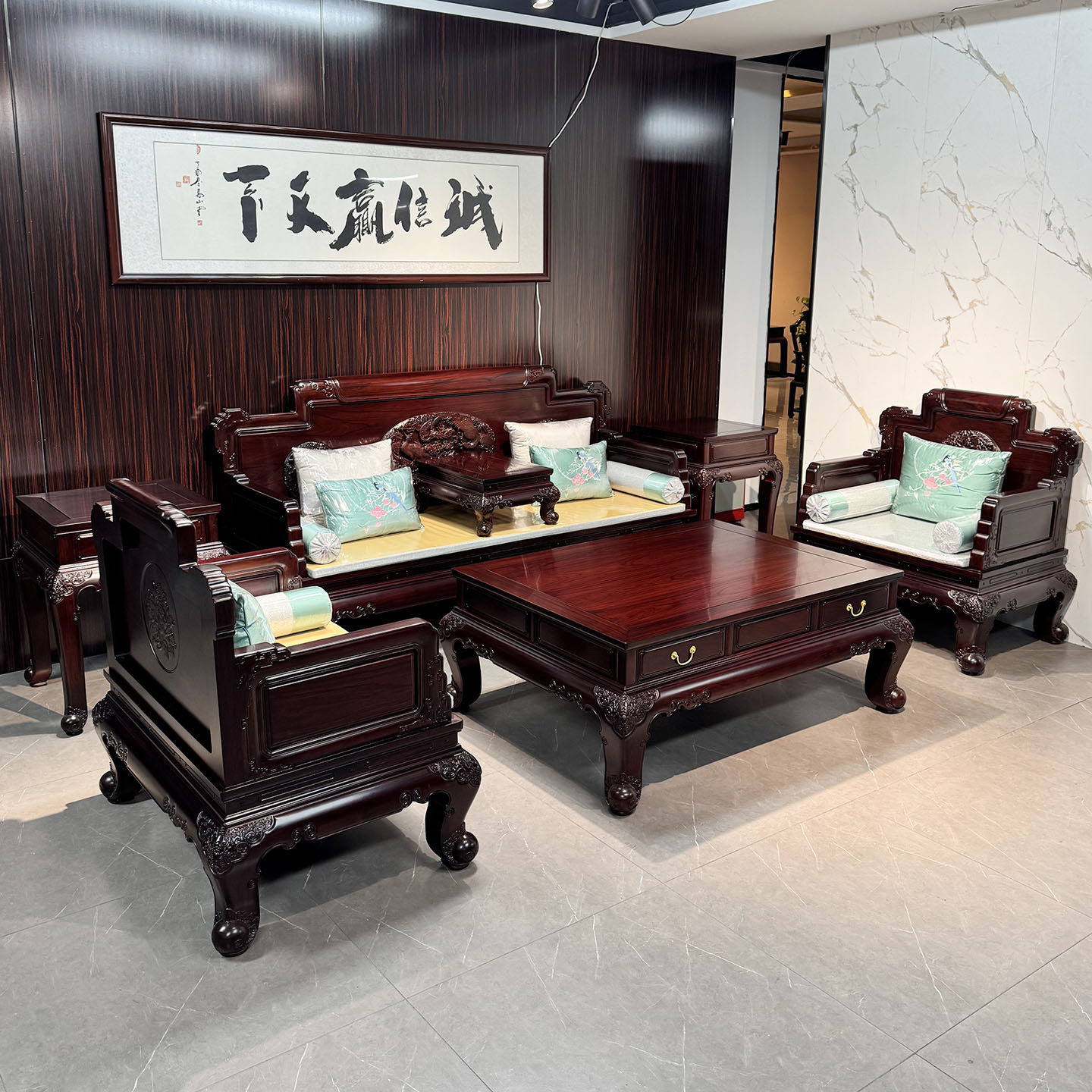 �t��֦�߶˾�Ʒɳ�l����B����që�S̴�͏dɳ�l���ش��С����