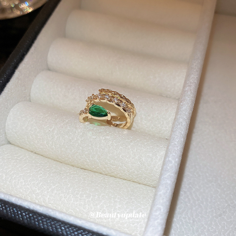 Oro real galvanizado verde circón serpiente en forma de serpiente oído clip de hueso personalizado creativo earless oído clip frío estilo temperamento pendientes