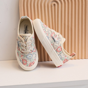 Children's Canvas Shoes Girls' White Shoes 2024 Spring Cartoon Large Children's Slip-on Shoes Trendy National Tide