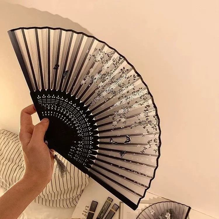 Folding silk hand fan, Hanfu style black round folding fan, 36×20 cm