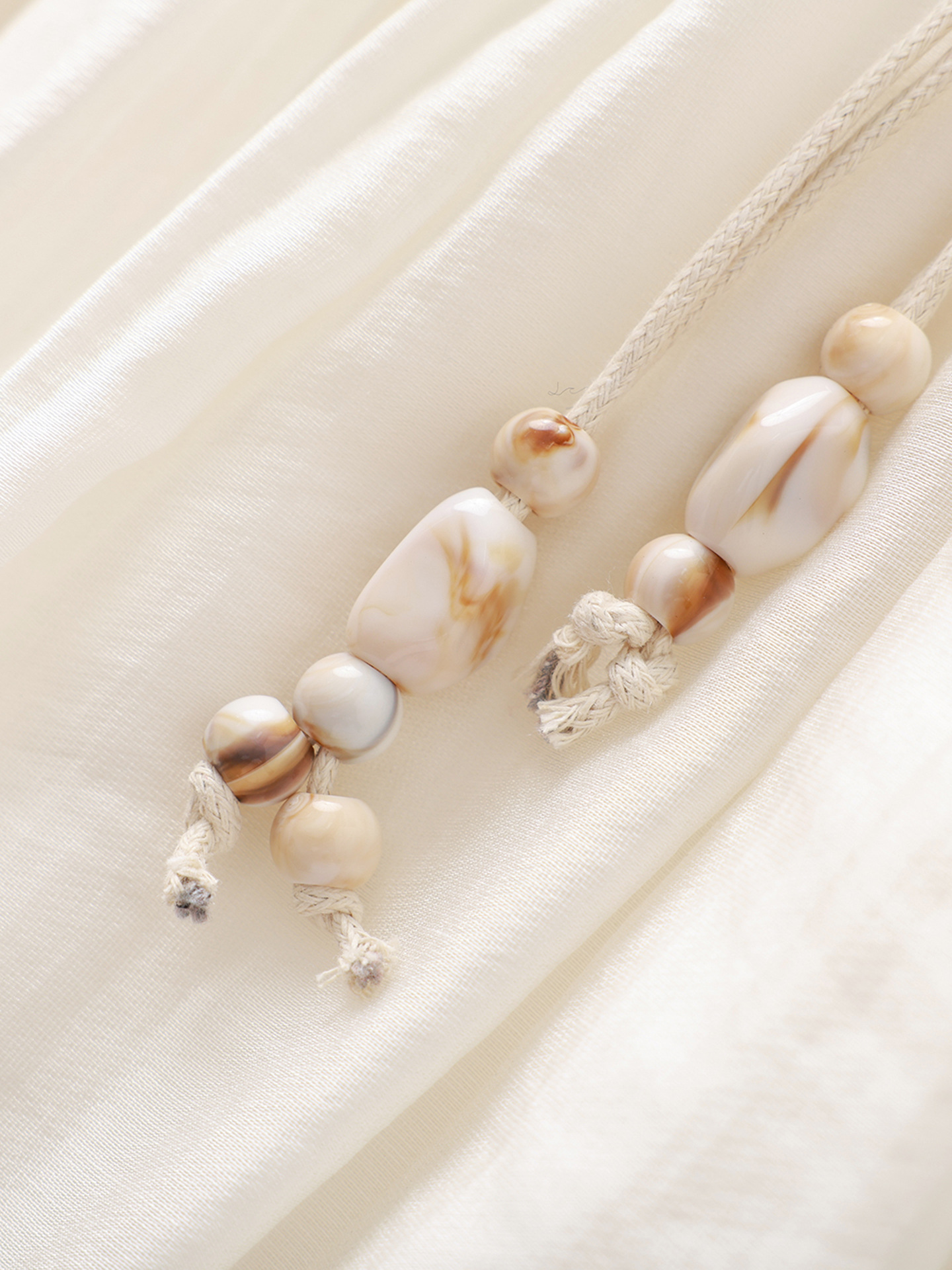 Đầm nữ tay ngắn thêu sequin cotton, thắt lưng eo phong cách Pháp — màu mơ