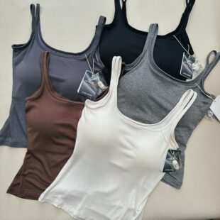 Elastic straps, solid color top with cups, worn on the shoulder, for small vest