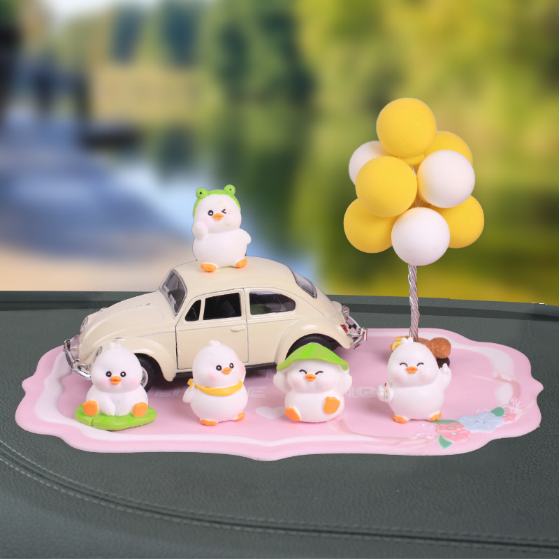 2024 nueva linda hoja de loto patito niña interior consola central decoración de pantalla de navegación adorno de adorno de coche de dibujos animados