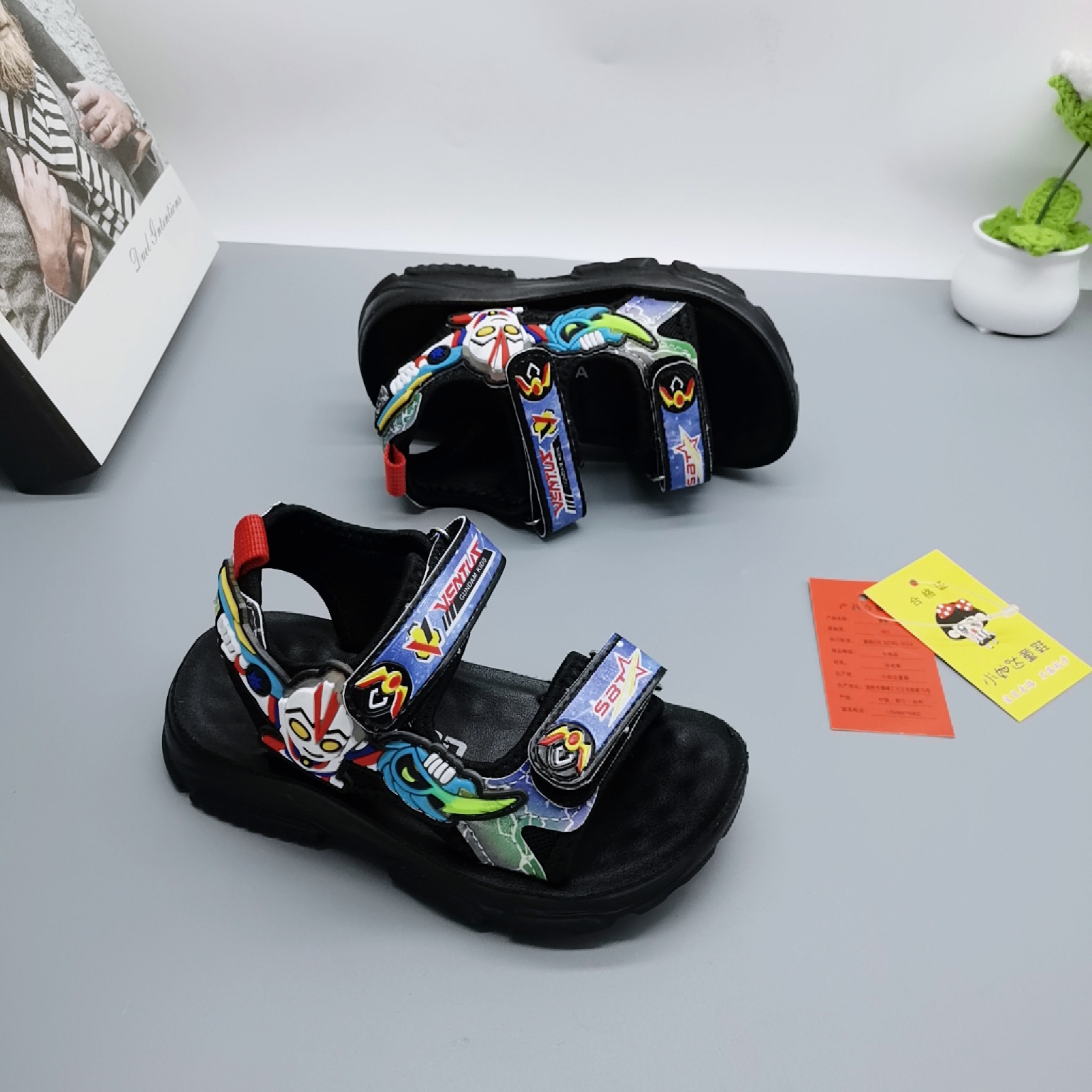 Sandalias de verano de 1 a 3 años Sandalias de fondo ligero para niños Zapatos de playa para niños Sandalias para niños Sandalias para bebés Zapatos para niños