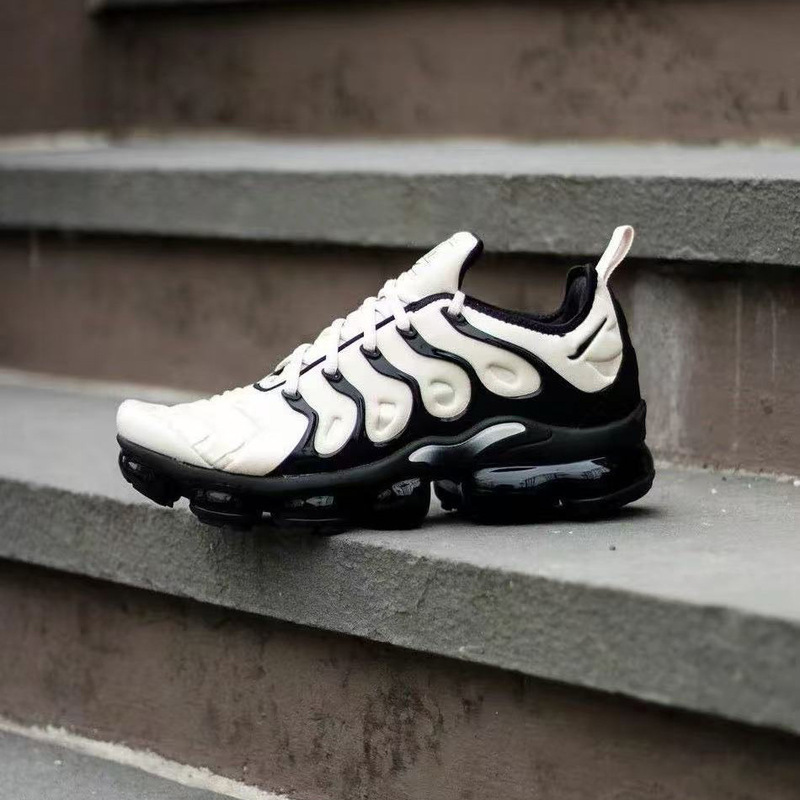 Vapormax Plus Full Palm Air Cushion Running Shoes Men's and Women's Steam Cushioning Mesh Thick Sole Running Shoes Breathable