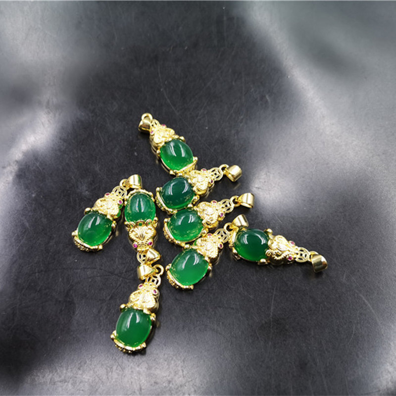 万玉批发 925银镶嵌绿玉髓貔貅吊坠 女款绿色玛瑙小貔貅挂件|ms