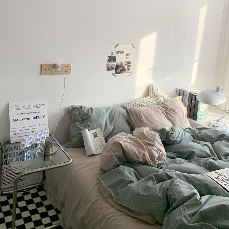 Viento nórdico simple color sólido tres piezas de ropa de cama dormitorio de estudiantes de verano cuatro piezas de ropa de cama