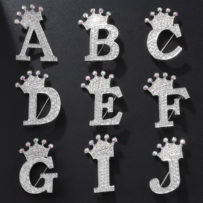 Universal brooch with letters lapel pin