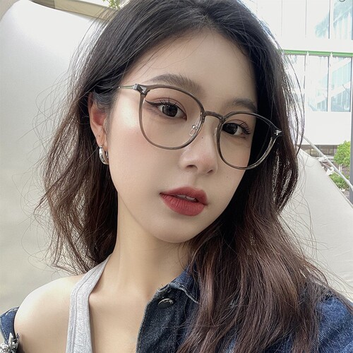 Ultra-Light Tea Color Prescription Glasses for Women - Natural Look, Ideal for Large Faces, Slimming Effect, Suitable for Astigmatism, Round Frame
