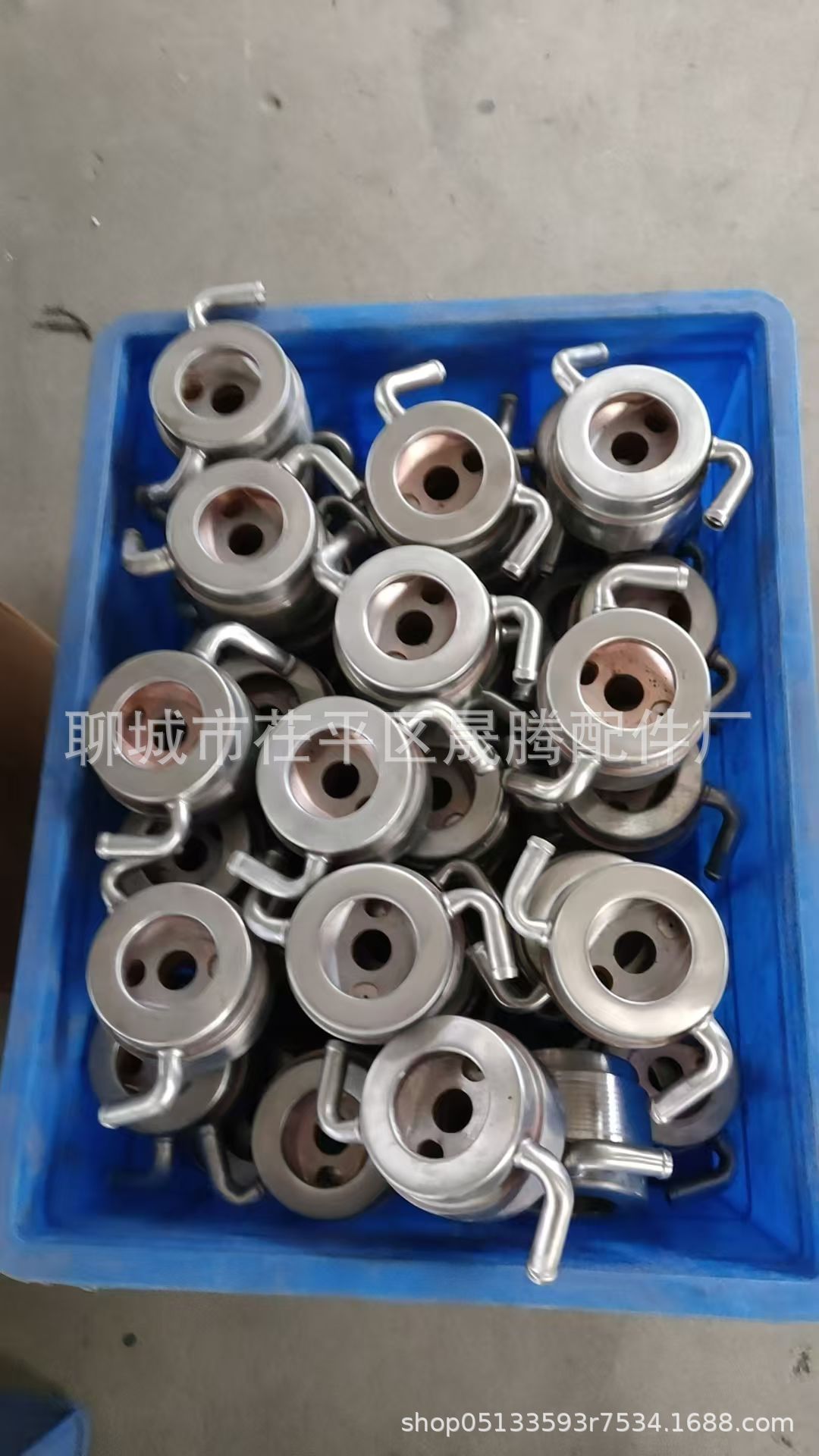 Engine oil cooler 21305EA21B 21305-EA25B is suitable for Nissan