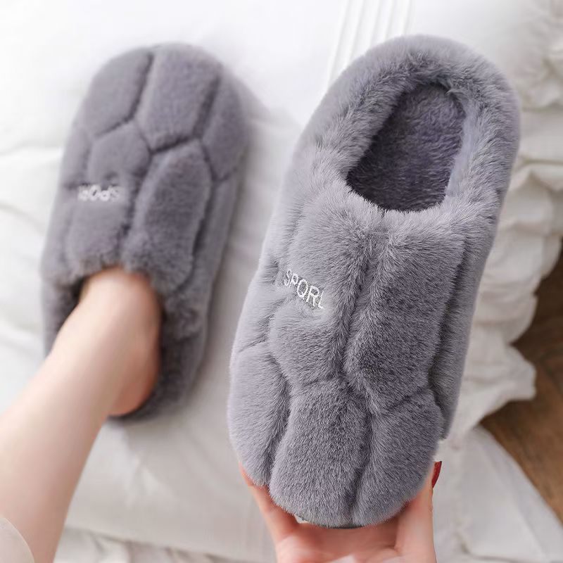 Manufacturer Cotton Slippers Wholesale Winter Women's Home New Warm Confinement Shoes Cotton Slippers Couple Non-Slip Slippers for Men Manufacturer Cotton Slippers Wholesale Winter Women's Home New Warm Confinement Shoes Cotton Slippers Couple Non-Slip Slippers for Men