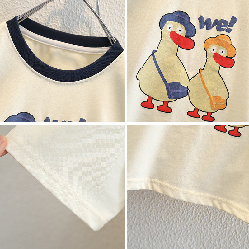 7980 Camiseta de manga corta de verano para niños Cuello redondo a juego de colores Dibujos animados casuales Niños y niñas Bebé Nuevo estilo Estilo occidental Camisa de algodón