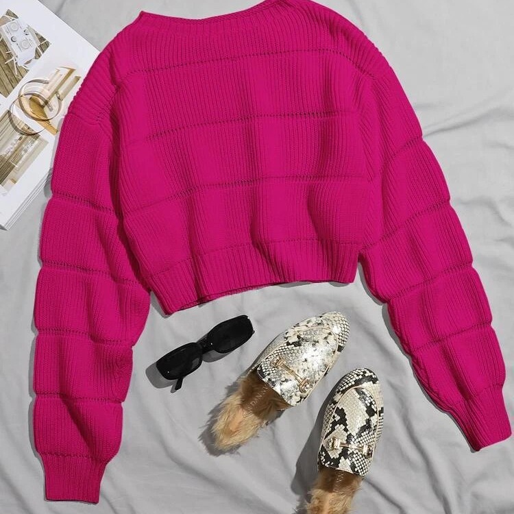 2025 primavera, otoño, invierno, punto de cuello redondo, temperamento europeo y americano, color puro, suéter de aguja, ropa corta de mujer coreana