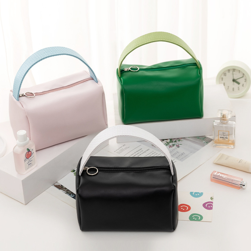 Nueva bolsa de cosméticos impermeable de PU, bolsa de lavado portátil de viaje de gran capacidad, bolsa de almacenamiento de maquillaje portátil simple de color caramelo