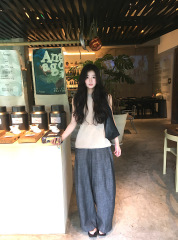 女性用カジュアルミニマリストスタイルスーツ夏ノースリーブラウンドネックTシャツトップハイウエストワイドレッグカジュアルパンツ2点セット薄手
