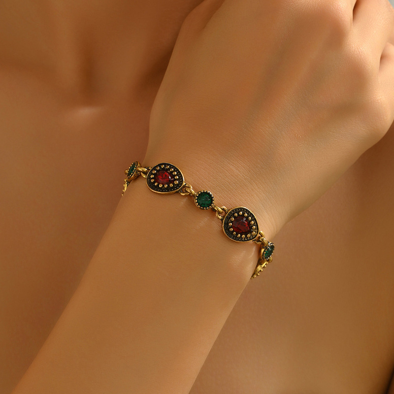 Cross-Border Retro Distressed Gold Bracelet, Red and Green Rhinestone Contrasting Design, Niche Accessible Luxury Wrist Exquisite Accessories for Women