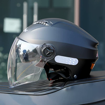 Summer Sun Protection Electric Scooter Helmet, New National Standard, Durable Electric Motorcycle Helmet, Unisex, All-Season Safety Helmet