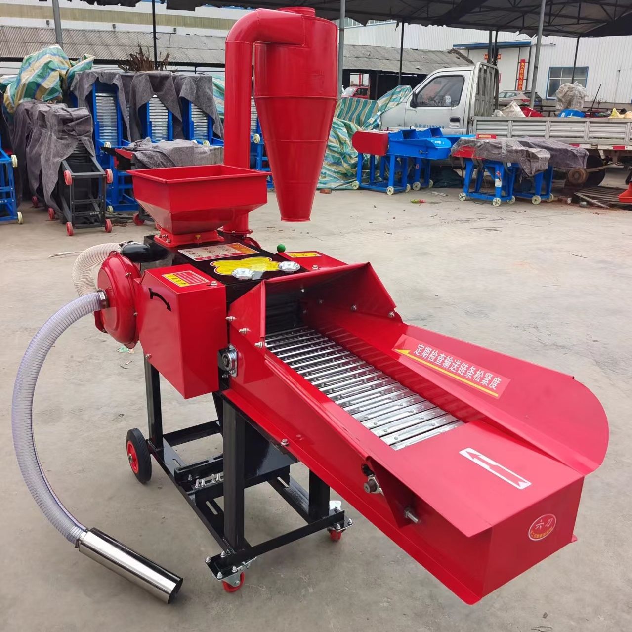 Máquina doméstica de cría de ganado y ovejas de hierba de alimentación diesel, máquina de molienda y molienda de alambre, máquina de molienda de hierba, otros