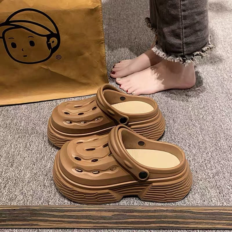 2024 новый стиль пещеры высокая ценность моды пещерные туфли женские летние толстые подошвы увеличены