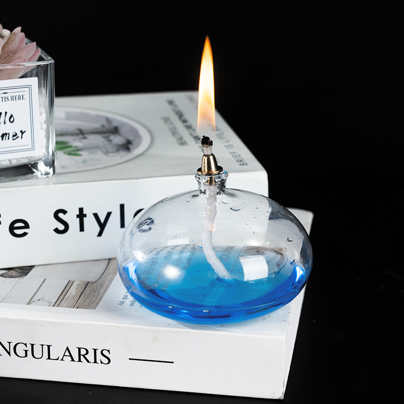 Lámpara de aceite de cristal creativa con forma de caricatura, lámpara de aceite con forma de cerdito, linda, simple, moderna, para el hogar, sin humo, para escritorio.