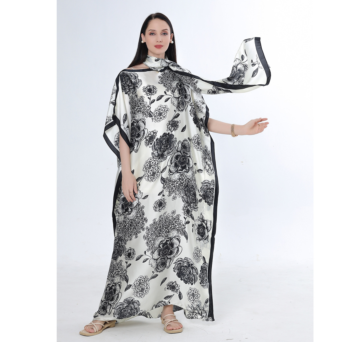 2025 primavera y verano nuevo Amazon venta rápida ropa malaya camisa de arena imitación seda brocado ropa de protección solar de vacaciones de playa