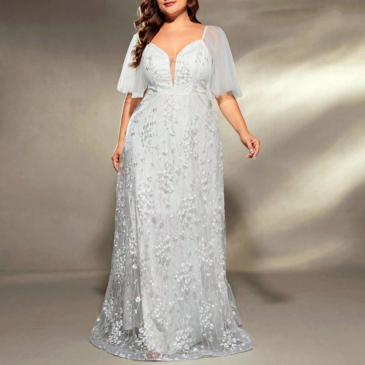 Comercio extranjero transfronterizo vestido de noche largo encaje sexy profundo V elegante vestido de dama de honor de la fiesta un cabello