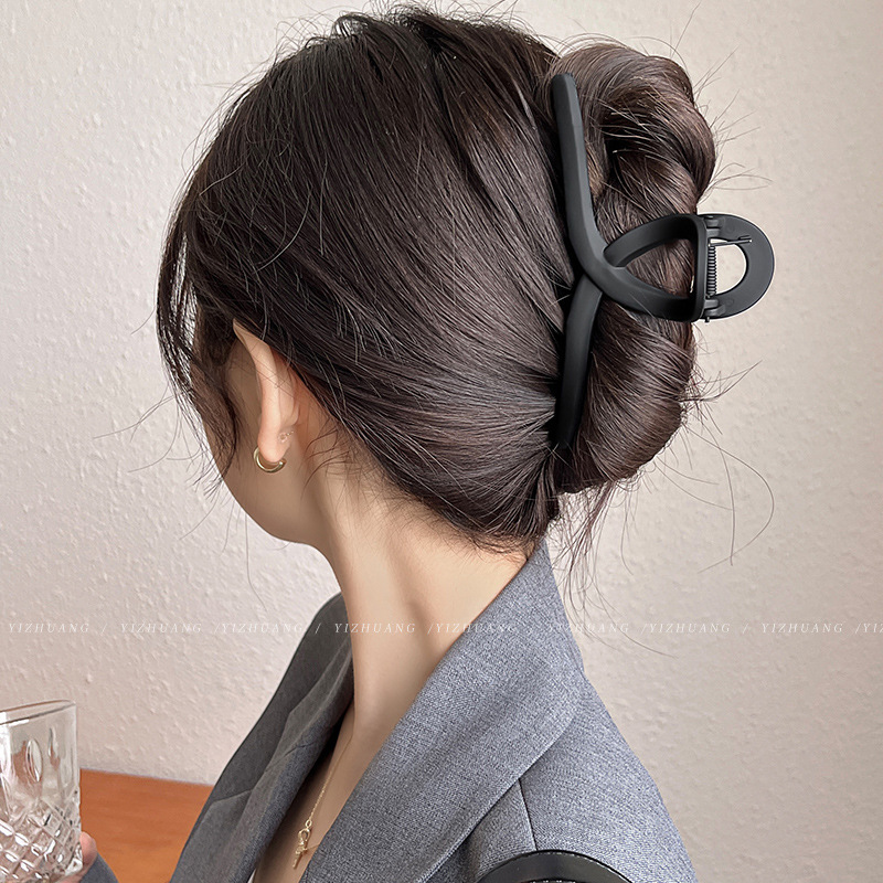 Gran clip de agarre para mujeres 2024 nuevo clip de pescado de verano temperamento clip de cabello clip de cabello para el cabello atrapar adornamiento de cabello estilo geométrico