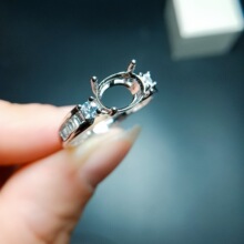 �M�S925�y��ָ ���ЙE�A��6*8mm �18K�׽�õ��� Ů