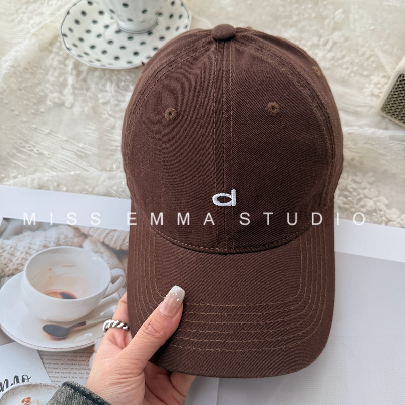 Corea del Sur letras pequeñas bordadas sombrero de béisbol blando para mujeres 2025 nuevo sombrero de bisel amplio delgado sombrero de sombra