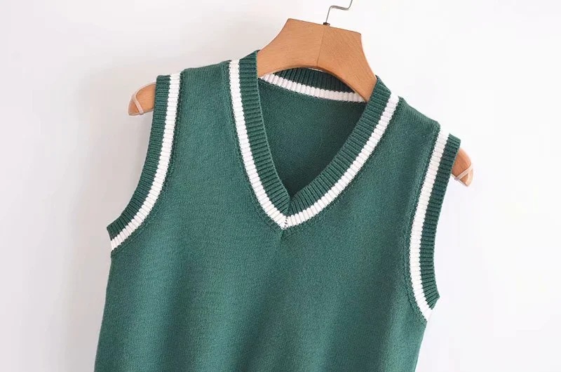 Hipsters Knitted V-Collar Contrast Color Stitching Vest Women Summer Slim Fit Slimming Sleeveless Short Top in Sweater Vests