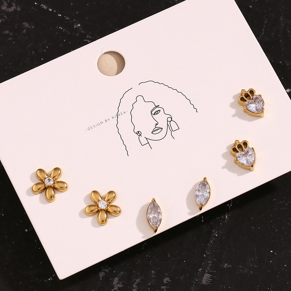 0.03µm-0.05µm Gold Plating Thickness PVD Coated Real Gold Plated 18K Gold Crown Flower Stainless Steel Simple Style Waterproof Non Tarnish Ear Studs