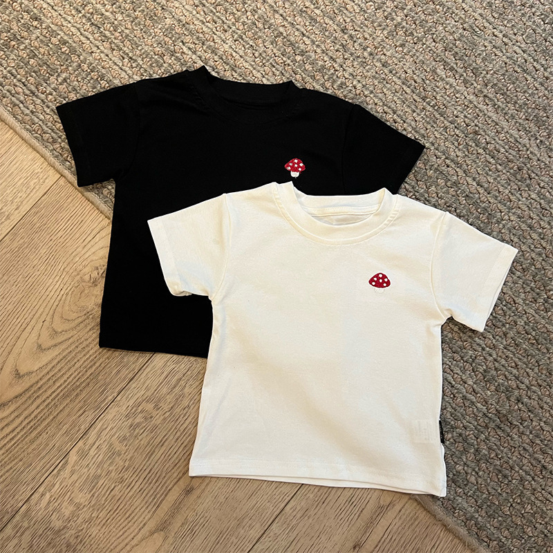 Mushroom embroidery mask T! Baby's Cotton Base Shirt Soft T-Shirt Baby's Summer Cool Stretch Top