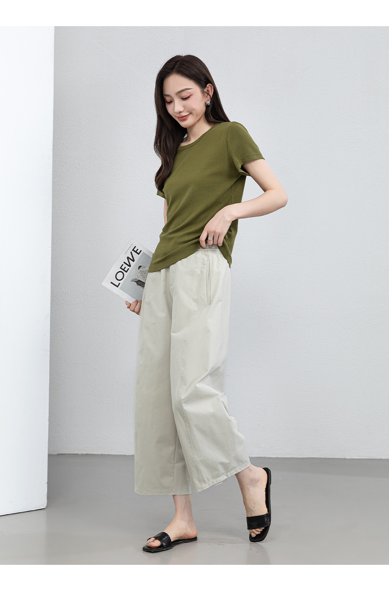 Áo thun nữ cổ tròn tay ngắn chất liệu co giãn cao, cảm giác mềm mại như mây, che khuyết điểm tạo dáng thon gọn — màu xanh navy chi tiết 22