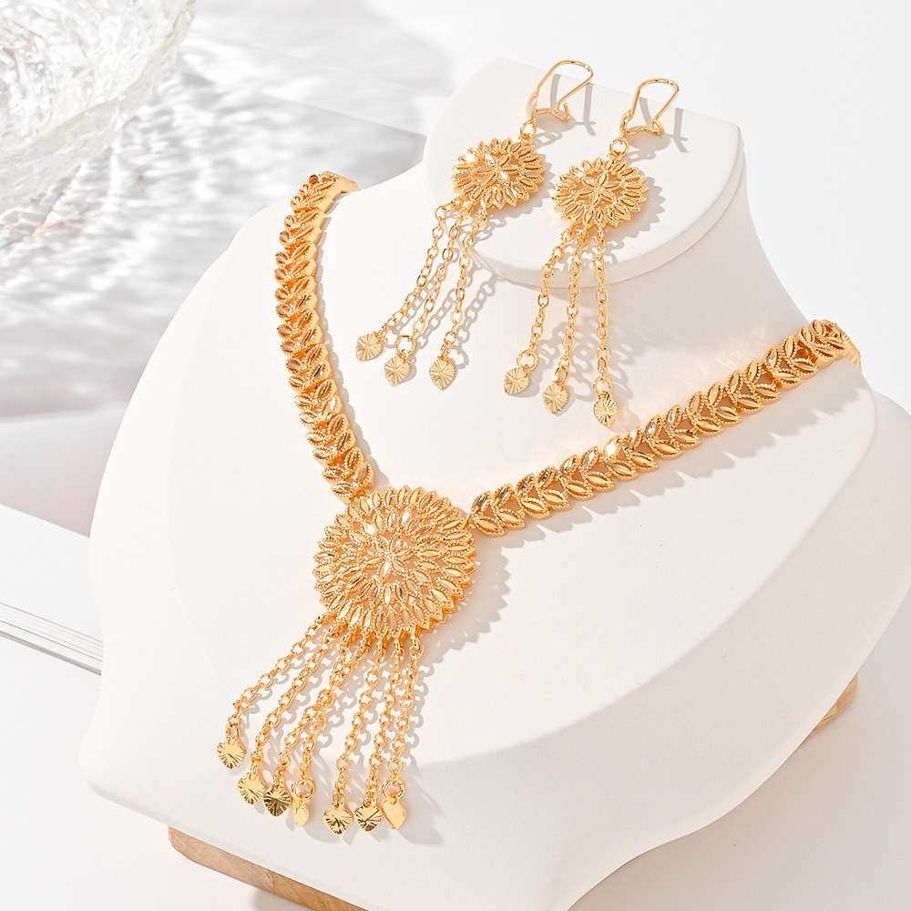 Selección transfronteriza juegos de joyería de moda de bronce dorado pendientes de orejas collares de joyería árabe de Oriente Medio para mujeres image 1