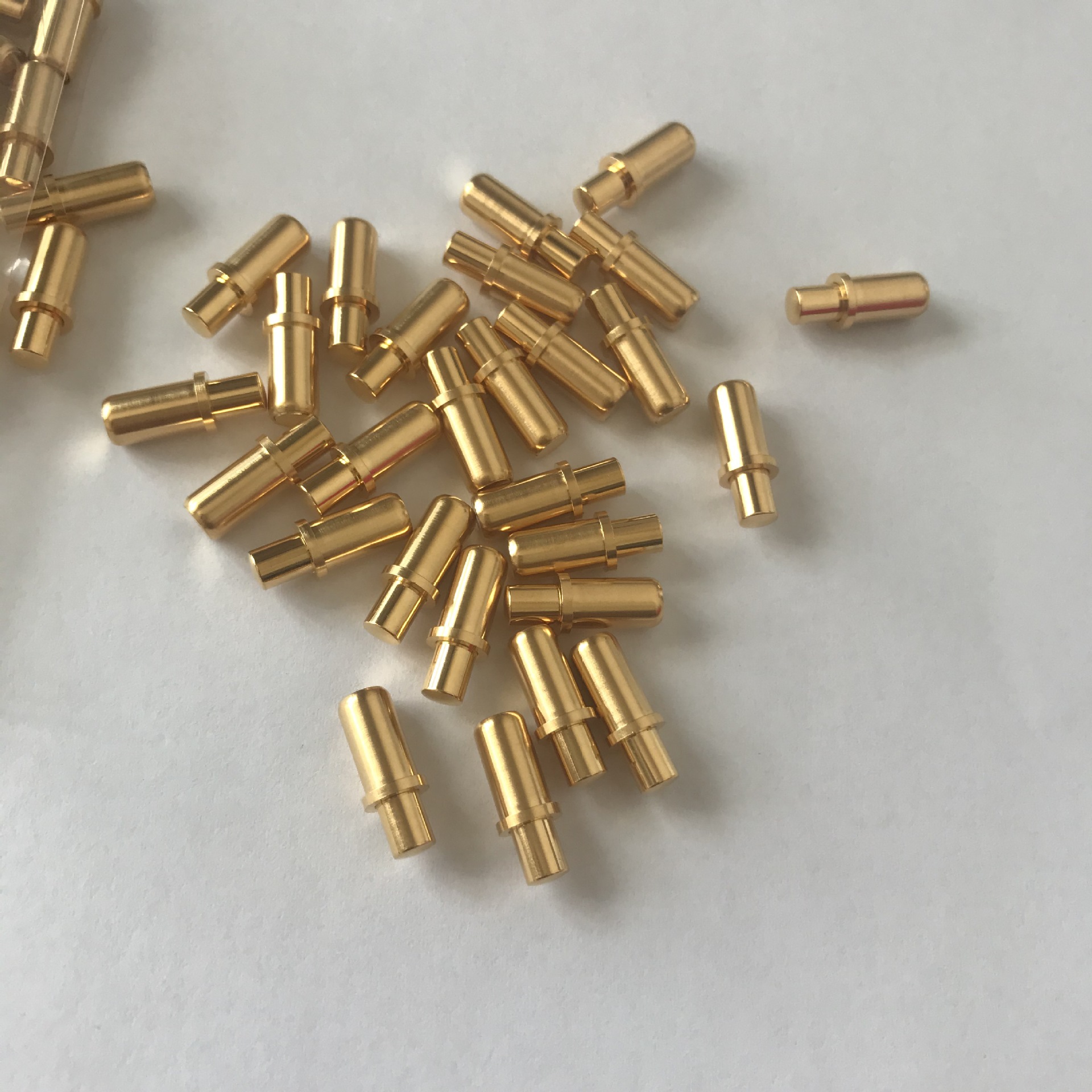 厂家现货供应德国英钢GKS365高仿进口电池短针锂电池芯测试弹簧针