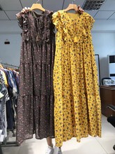21年外貿碎花連衣裙 高腰黃色長裙吊帶型氣質通勤連衣裙 日本原單