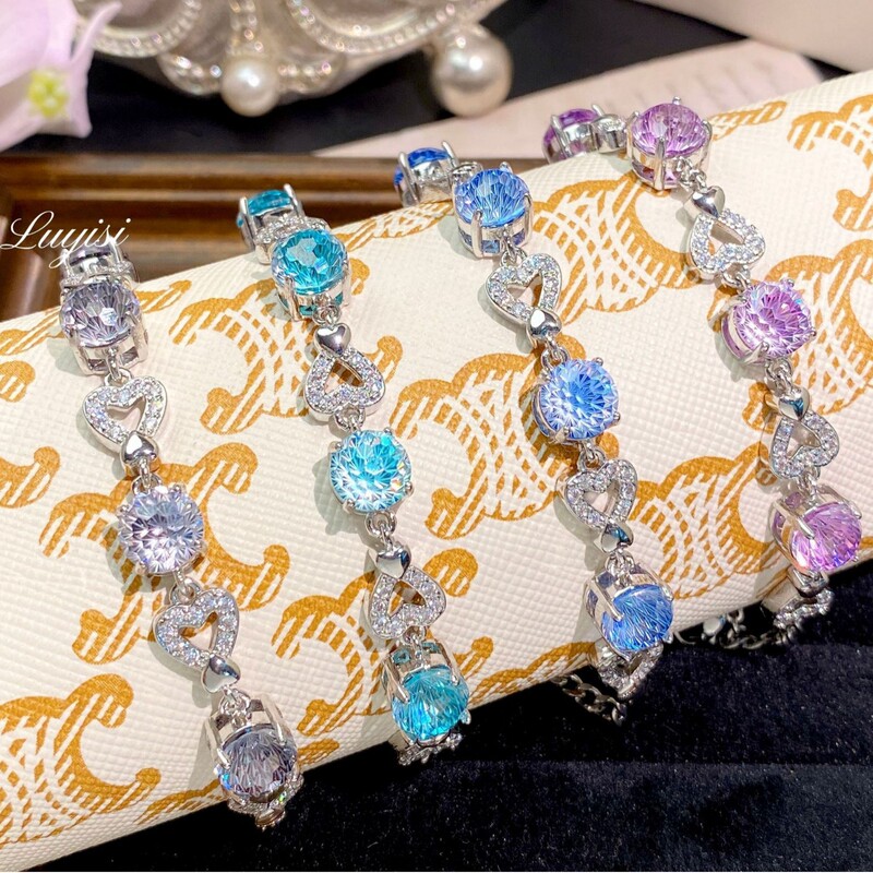 New Hot-Selling Topaz Fireworks Cut Love Bracelet, Fashionable Light Luxury and High-End Heart-To-Heart Aquamarine Bracelet
