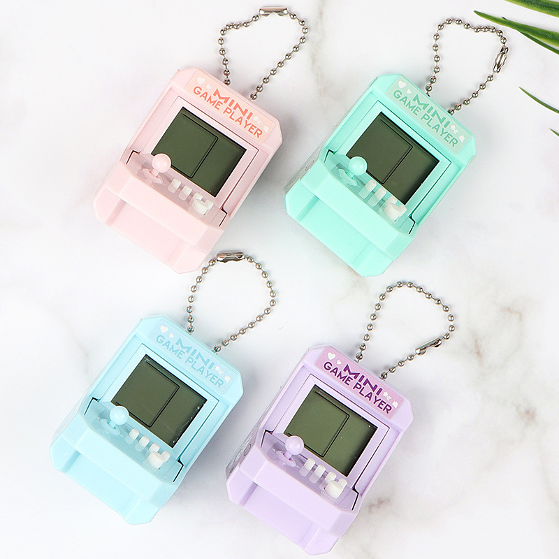 Retro handheld arcade game console keychain childhood nostalgic mini handheld toy stationery bag pendant gift