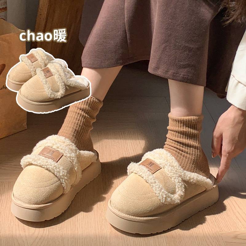 Zapatillas de algodón velcro para mujeres invierno 2025 nuevo estilo de hogar interior antideslizante fondo grueso calentamiento de peluche para mujeres invierno