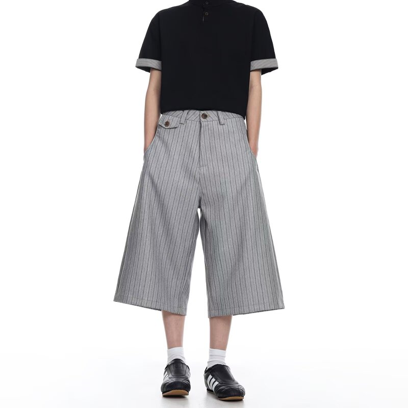 High-End Striped Casual Shorts for Men, Summer Thin Business Straight-Leg Cropped Dress Pants, Versatile for Outdoor Wear