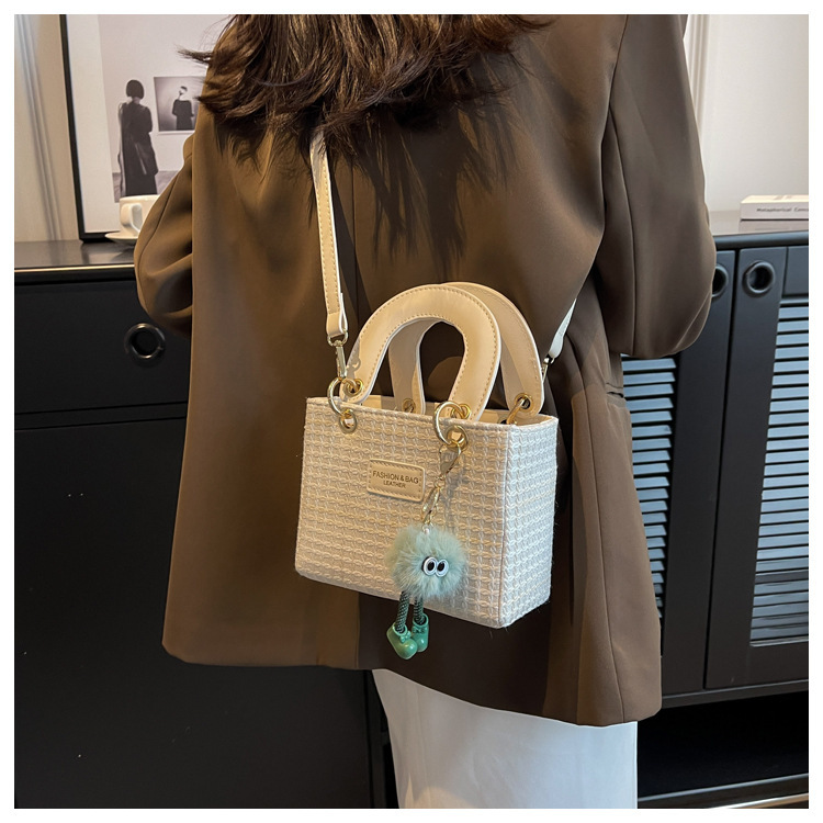 406g Weight Polyester Lining Material Ornament Fashion Element Women's Small Spring&summer Knit Cute Handbag