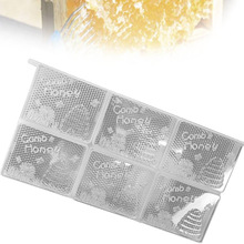 跨境热卖养蜂用巢蜜盒500g方形巢蜜盒巢框塑料透明巢蜜盒巢框巢础