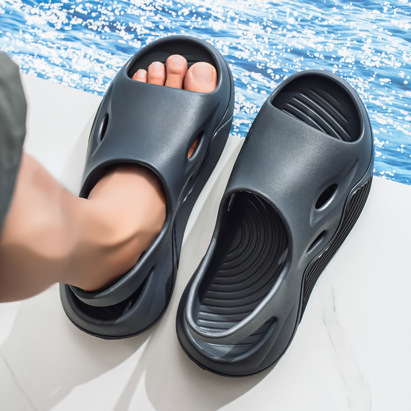 2025 nuevas zapatillas zapatillas de verano para hombre, baño, antideslizante y desodorante, baño interior, zapatillas de hombre caseras