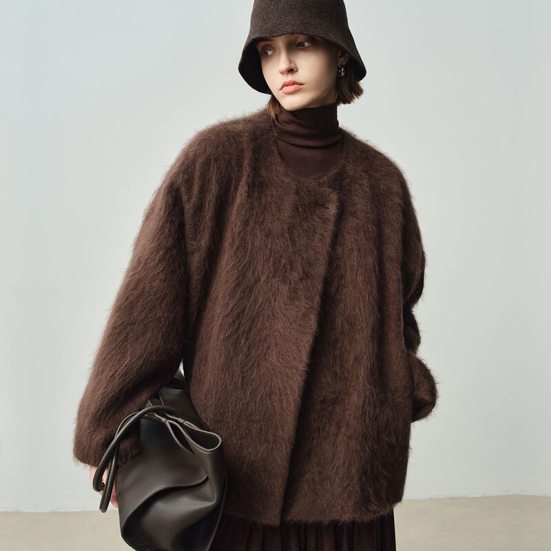 Original Light Luxury Style Brushed Wool Coat for Women, New Autumn and Winter Long Wool Design with Round Neck and Single-Button Woolen Jacket Original Light Luxury Style Brushed Wool Coat for Women, New Autumn and Winter Long Wool Design with Round Neck and Single-Button Woolen Jacket