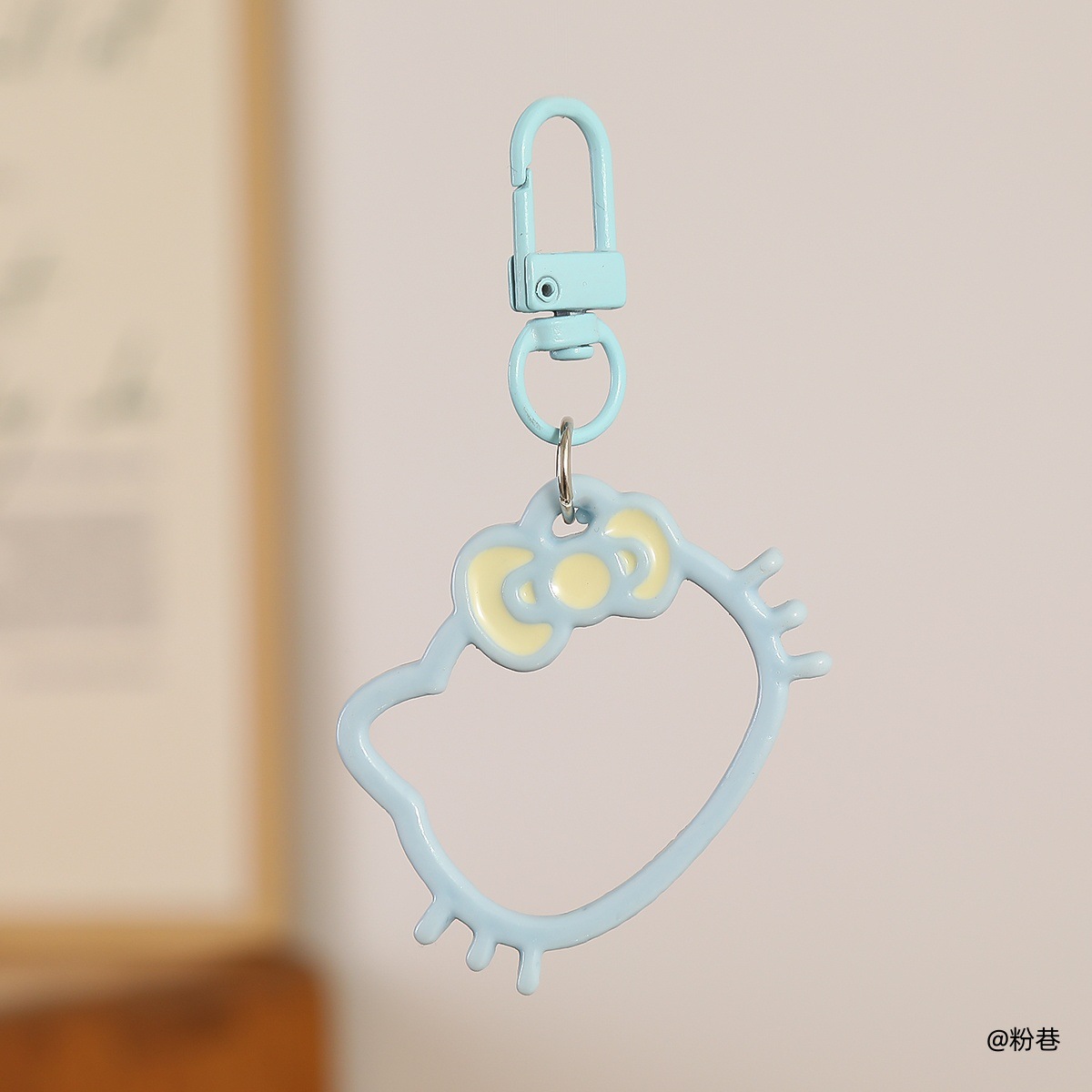 new hollow  head keychain all-match schoolbag cute pendant accessories girlfriends‘ gift couple gift accessories