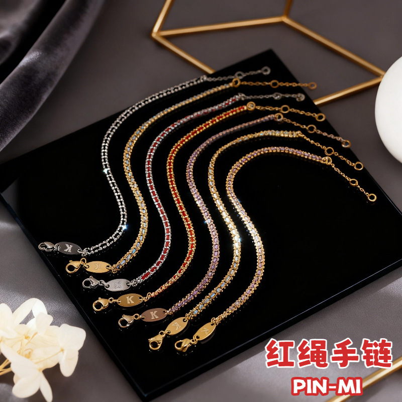 Pequeño libro rojo explosión de acero de titanio no desvanecerse pulsera de cuerda roja de acero inoxidable retro de alto nivel temperamento nuevo estilo de moda hecha a mano