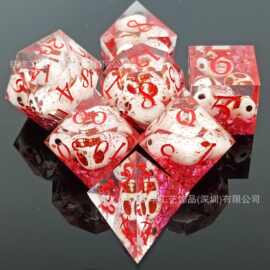 跨境游戏新款品树脂骰子DND龙与地下城COC克苏鲁锐尖角多面体色子