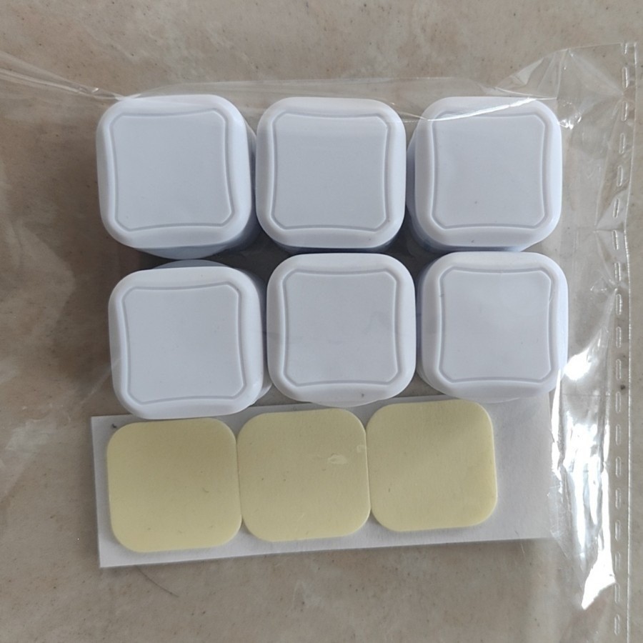 Magnetic cable organizer [white 6 bags]