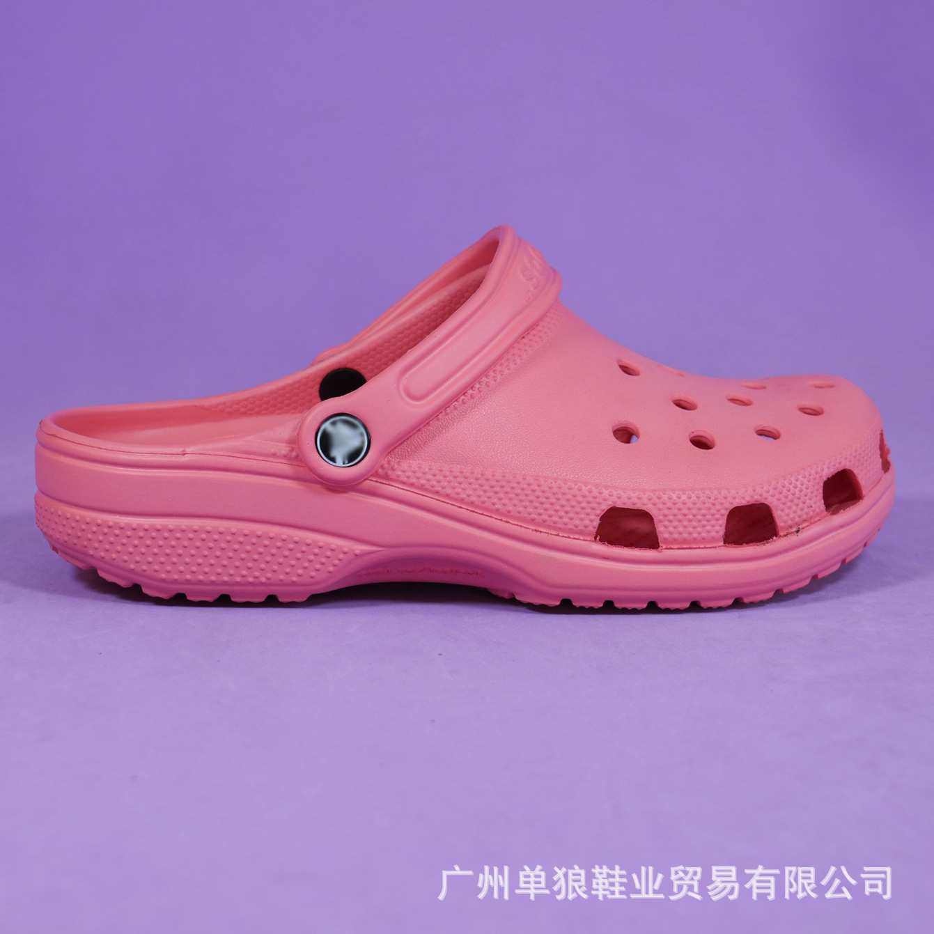 Estrellas etiquetadas de verano EVA zapatos de agujero casuales antideslizantes para mujeres zapatillas antiodorantes para parejas al aire libre sandalias