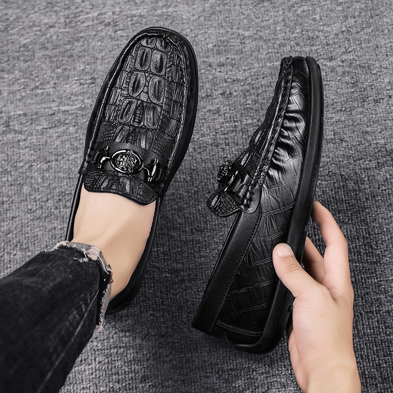 Putian Dou Dou Zapatos de sol suave para hombres perezoso un pedale de zapatos de hombre 2025 nuevas cuatro estaciones para conducir zapatos casuales para conducir zapatos de cuero